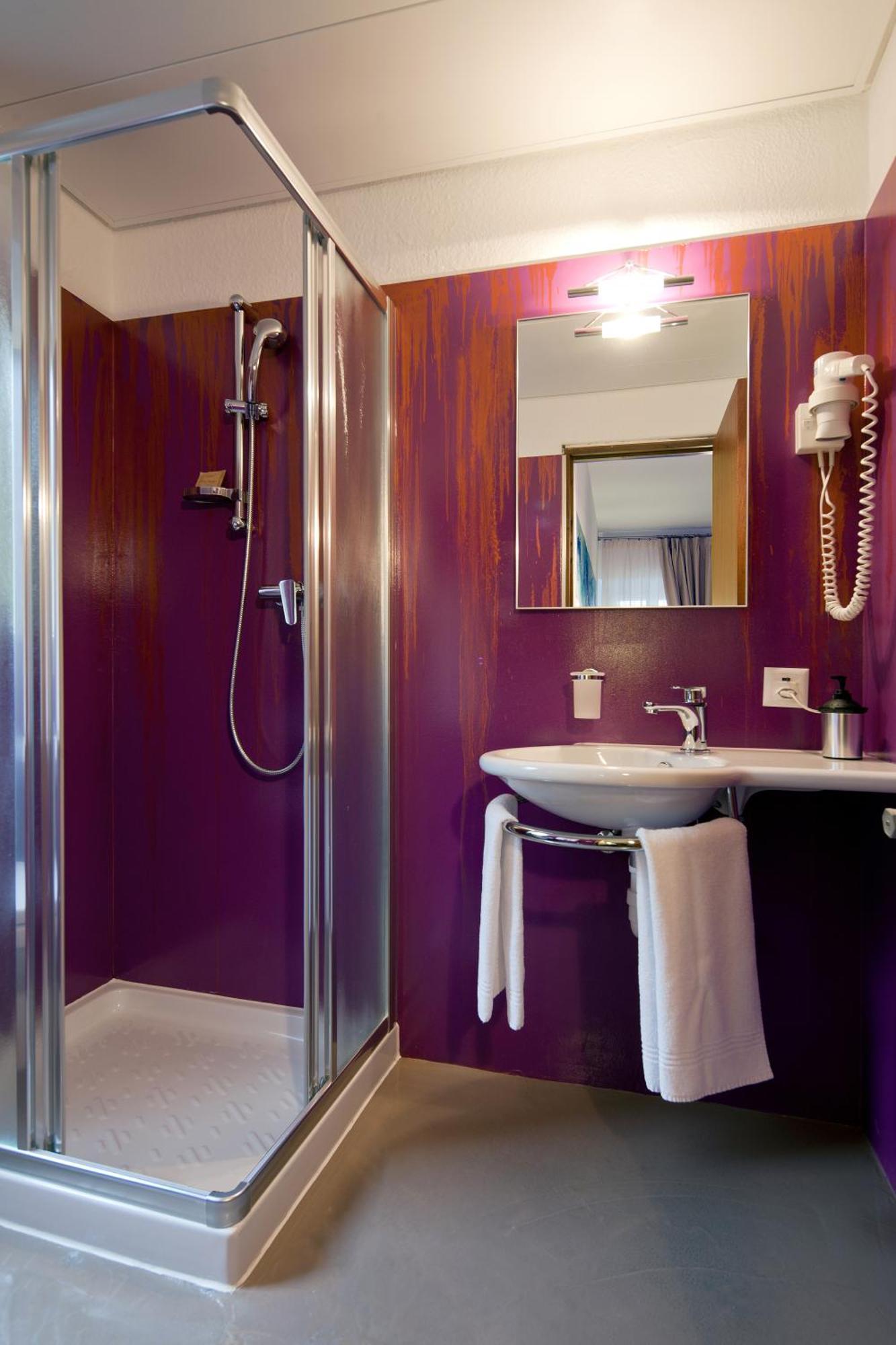 Hotel America Локарно Номер фото