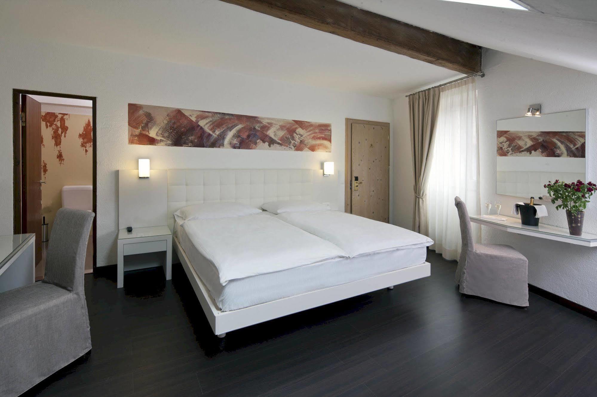 Hotel America Локарно Екстер'єр фото
